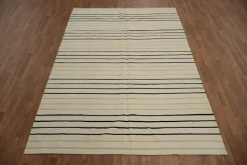 Elegant Minimalist Kilim Area Rug 6x9 with Modern Black Lines