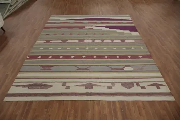 Earthy Hues in This Stylish Kilim Area Rug 9x12