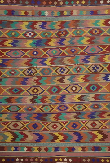 Artful Blends of Color in a Stunning Kilim Area Rug 10x13