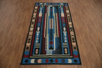 Dynamic Kilim Area Rug 5x10 with Earthy Tone Highlights