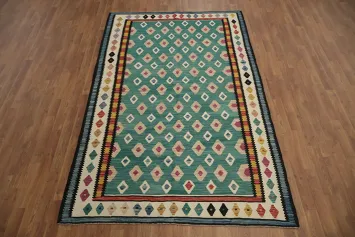 Vibrant Diamond Green Kilim Area Rug 5x8 for Boho Chic Interiors