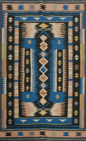 Stunning Kilim Rug 5x7 with Bold and Brilliant Styling
