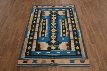 Stunning Kilim Rug 5x7 with Bold and Brilliant Styling