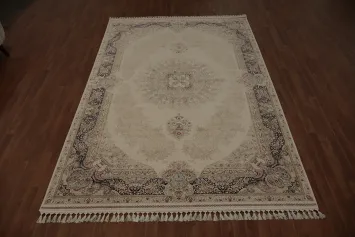 Richly Designed Qum Area Rug 7x10 A Touch of Sophistication
