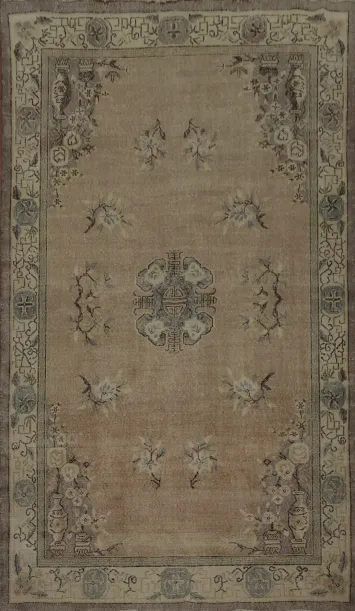 Vintage Anatolian Area Rug 6x10 with Elegant Medallion Design