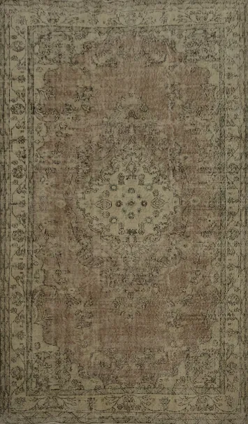 Timeless Elegance Vintage Anatolian Area Rug 6x9 for Classy Interiors