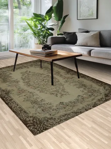 Vintage Anatolian Turkish Area Rug 6x10