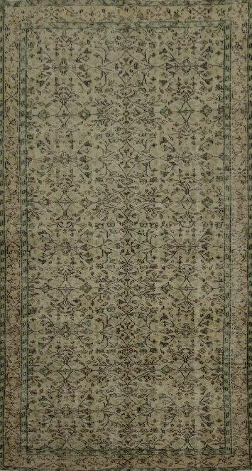 Vintage Anatolian Turkish Area Rug 5x9