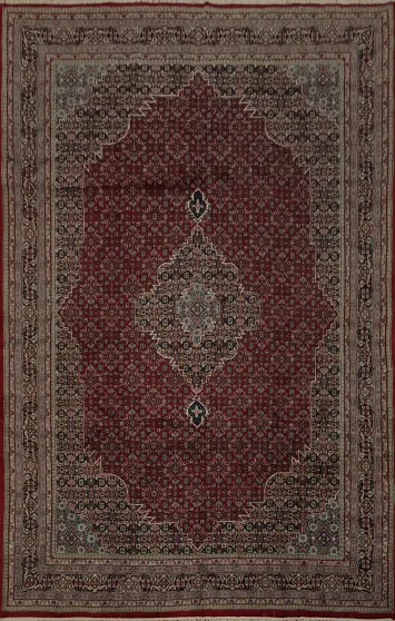 Classic Red Medallion Bidjar Area Rug 8x11 for Cozy Ambiance