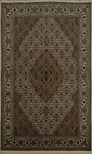Handcrafted Tabriz Rug 4x6 with Ornate Medallion Centerpiece