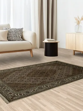 Handcrafted Tabriz Rug 4x6 with Ornate Medallion Centerpiece