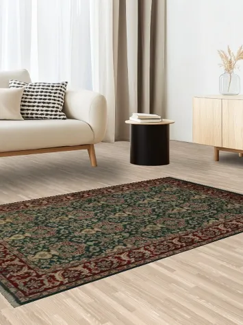 Luxurious Agra Oriental Rug 4x6 in Rich Green and Red Tones