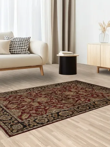 Sophisticated Agra Oriental Rug 4x6 with Detailed Floral Motifs