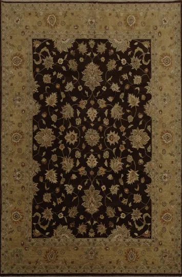 Classic Agra Area Rug 9x12 Featuring Detailed Floral Patterns