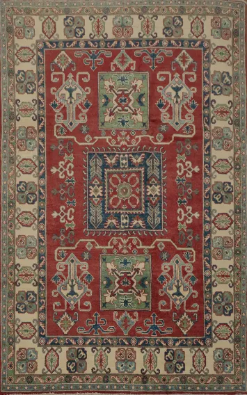 Sophisticated Kazak Oriental Rug 5x7 for Elegant Spaces
