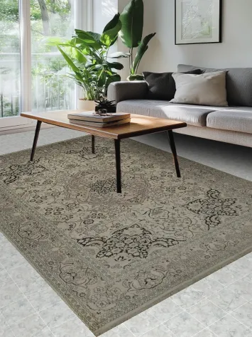 Vintage Kashmir Oriental Area Rug 7x10 with Floral Motifs