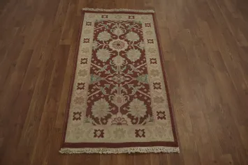 Handcrafted Ornate Pattern Rug with Intricate Floral Details 2x4