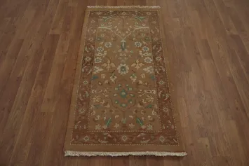 Warm and Rustic Floral Rug for Elegant Interiors 2x4