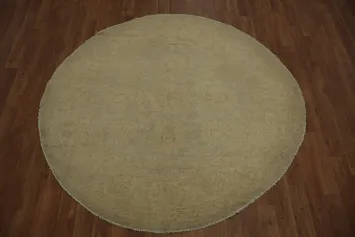 Elegant Round Area Rug in Earthy Tones for Timeless Decor 5x5