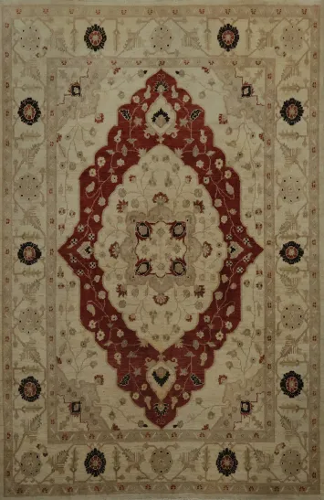 Luxurious Traditional Peshawar Pakistani Area Rug in Warm Earthy Tones 6x9