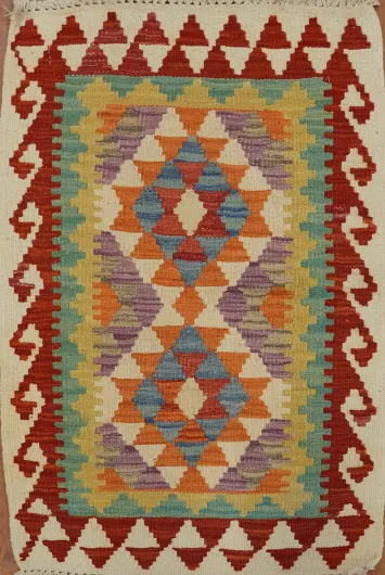 Vibrant Geometric Pattern Kilim Rug 2x3