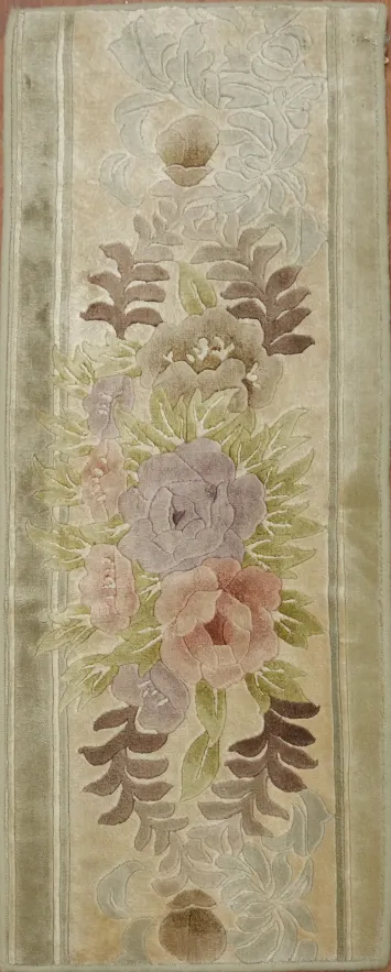 Elegant Floral Pattern Art Deco Chinese Rug 1x3