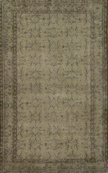 Elegant Beige Distressed Area Rug