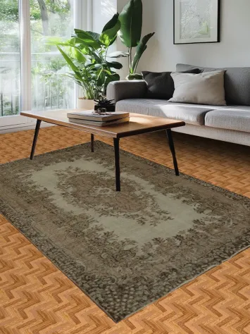 Exquisite Traditional Distressed Rug 6x9