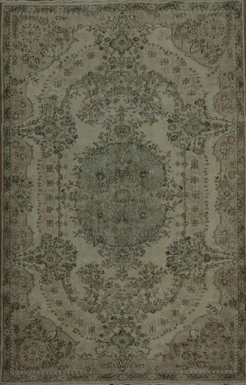 Vintage Elegance: Timeless Patterned Distressed Rug 6x10