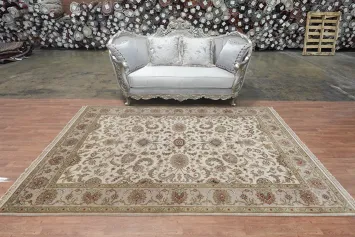 Elegant Floral-Inspired Agra Oriental Area Rug 6x9