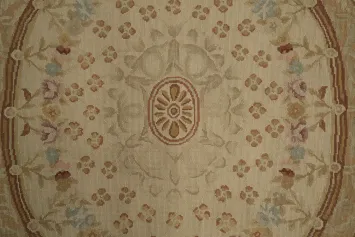 Elegant Oval Patterned Aubusson Tapestries Chinese Rug 4x6