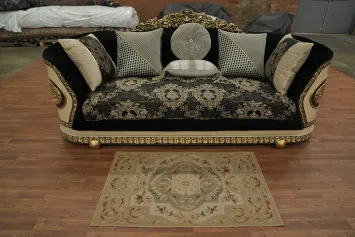 Timeless Sophistication: Victorian-Inspired Patterned Rug 3x4