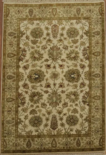 Elegant Beige and Olive Agra Oriental Floral Rug 4x6