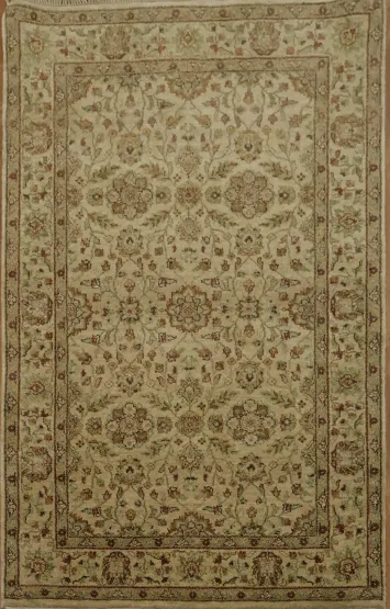 Intricate Motif Luxury Agra Oriental Rug 4x6