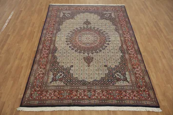 Enchanting Floral Mood Persian Area Rug 7x10