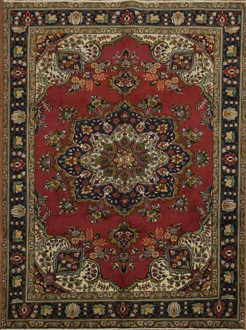 Traditional Elegance Tabriz Persian Area Rug 7x9