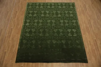 Vintage-Style Green Nepalese Rug Perfect for Sophisticated Spaces 8x10