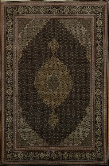 Traditional Vegetable-Dye Tabriz-Mahi Persian Area Rug 6x10