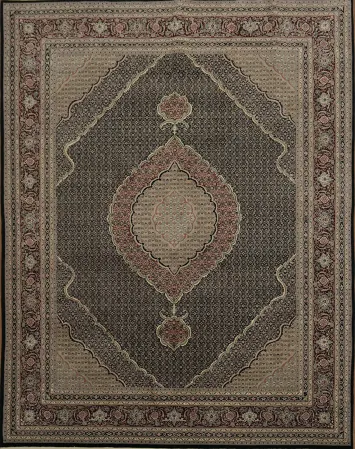 Intricately Designed Traditional Tabriz-Mahi Oriental Area Rug 8x8