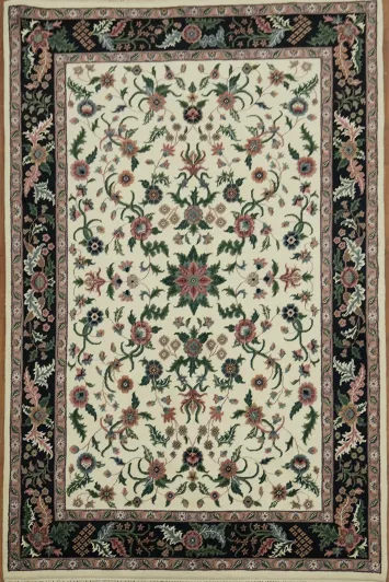 Exquisite Floral Elegance: Traditional Oriental Kashan Area Rug 6x9