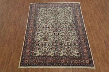 Timeless Beauty: Vegetables Dye Floral Sarouk Rug Artistry 8x11