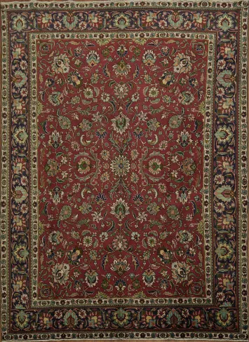 Classic Red Area Rug with Detailed Floral Patterns 10x13