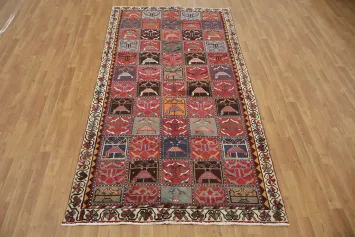 Bohemian Charm: Geometric Animal Design Bakhtiari rug 5x10