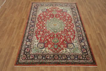 Floral Vintage Persian Wool Area Rug 5x8