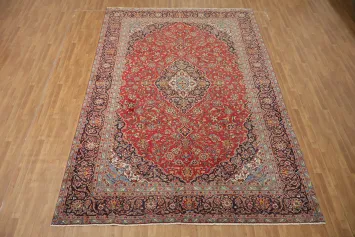 Beautifully Detailed Persian Kashan Rug Featuring Exquisite Patterns 9x14