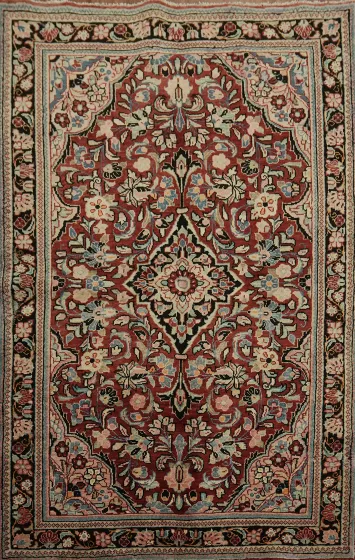Traditional Elegance: Vintage Mahal Persian Rug 4x7