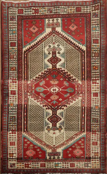 Intricate Patterns: Ardebil Persian Rug 3x5