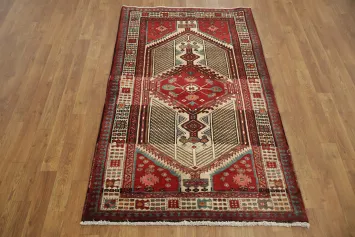 Intricate Patterns: Ardebil Persian Rug 3x5