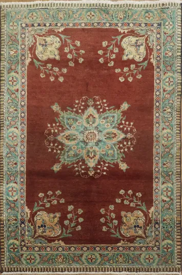 Elegant Floral Tabriz Persian Rug 3x4