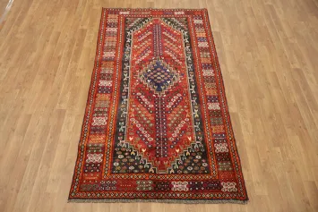 Traditional Persian Shiraz Persian Rug 4x7